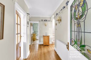 Photo 16- click for photo gallery